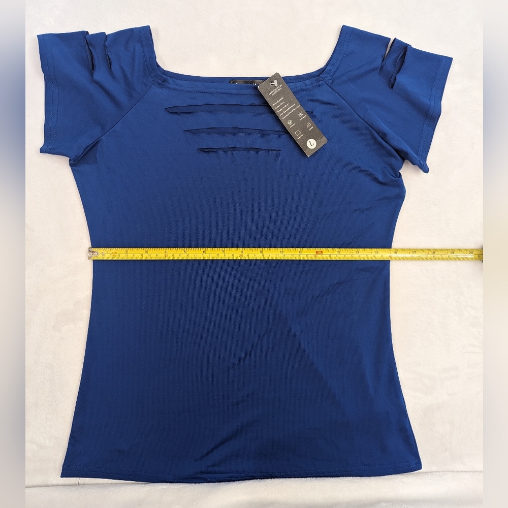 Suimiki Dark Blue Front Cut Out Top